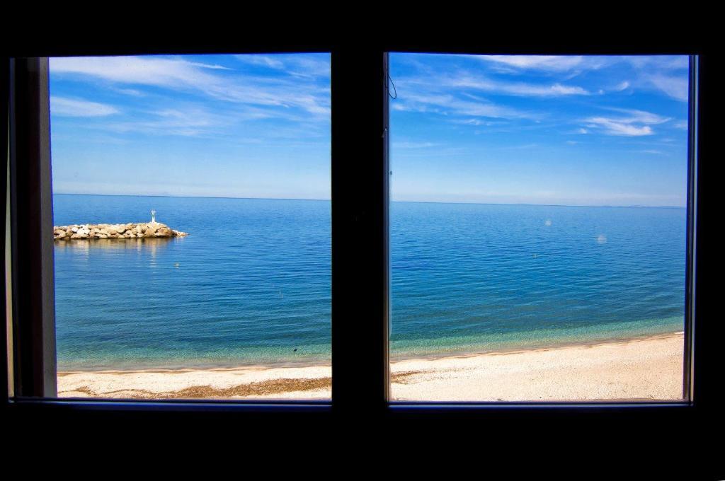 Manthos Blue 3*